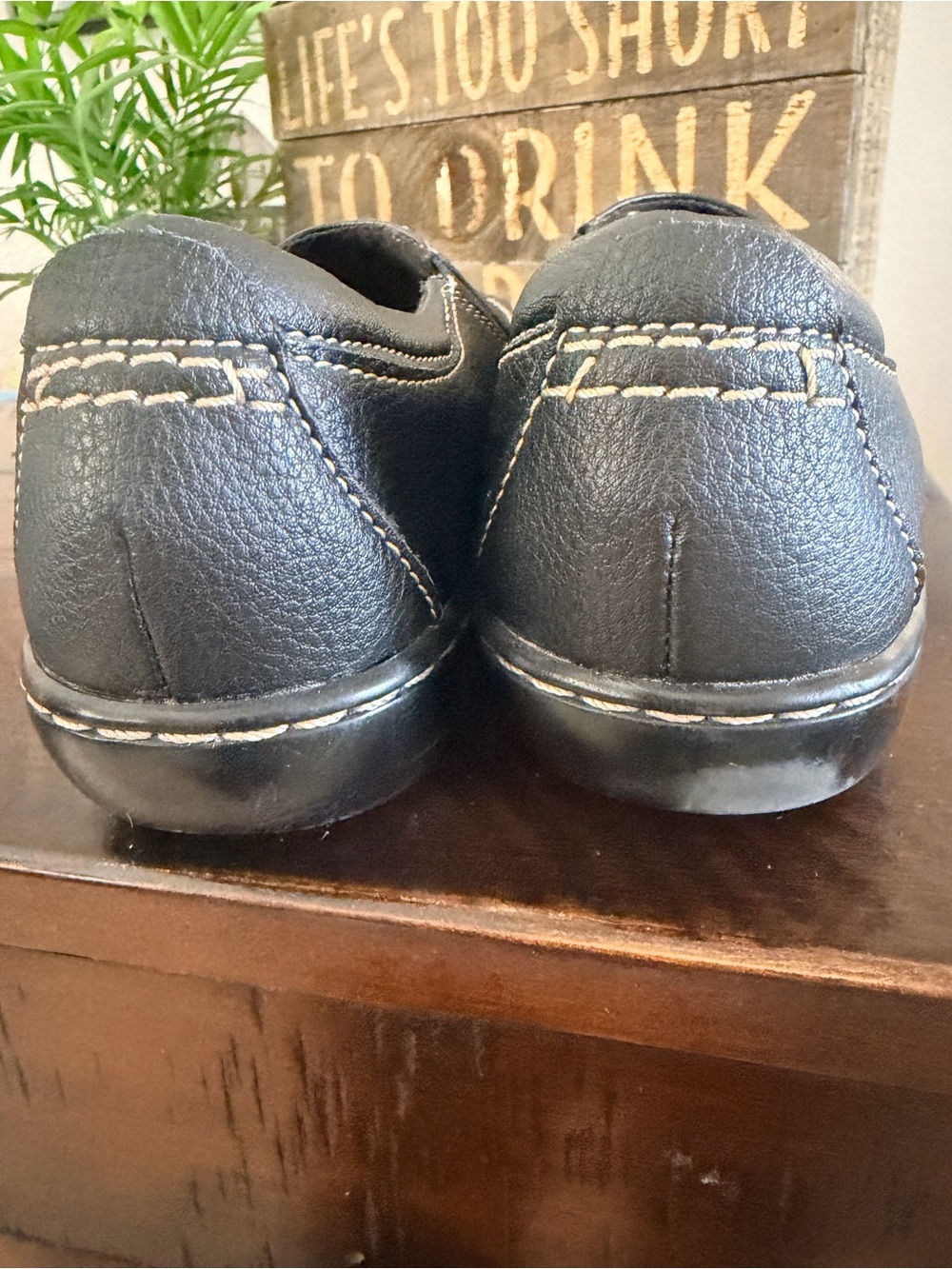Clarks Black Ashland Lane Q Leather Slip-On Loafers - Picture 13 of 15